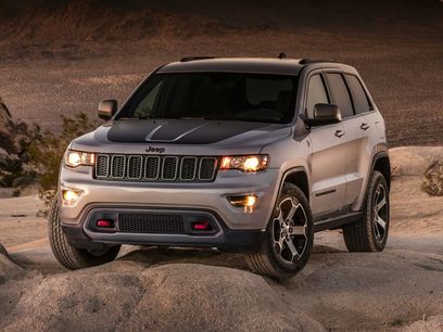 Used 2017 Jeep Grand Cherokee Laredo