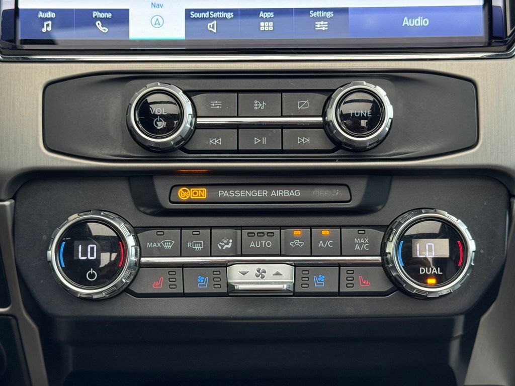 Used 2022 Ford F350 Platinum AWD/4WD image 25