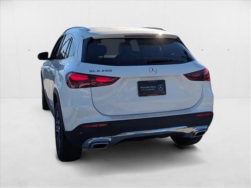 New 2026 Mercedes-Benz GLA 250 GLA 250 image 8