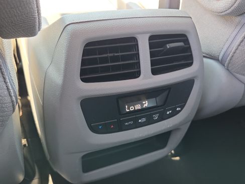 Certified 2017 Honda Pilot EX image 14