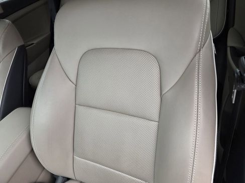 Used 2021 Hyundai Tucson Ultimate w/ Cargo Package image 14