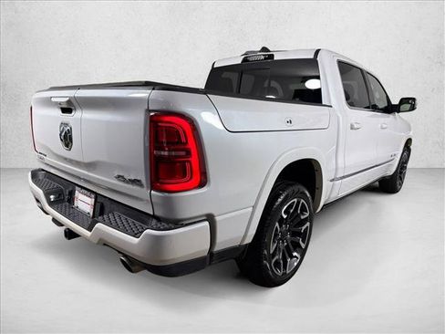 Used 2025 RAM 1500 Limited AWD/4WD image 5