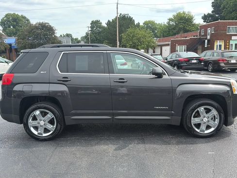 Used 2013 GMC Terrain SLT w/ Safety Package FWD image 4