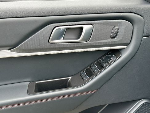 New 2026 Ford Explorer ST-Line image 13