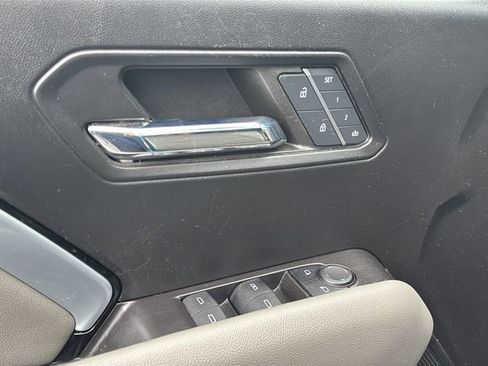 Used 2024 Chevrolet Colorado ZR2 w/ ZR2 Convenience Package III AWD/4WD image 13