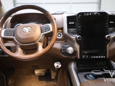 Used 2019 RAM 2500 Laramie image 8