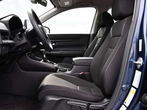 Used 2023 Honda CR-V LX image 16