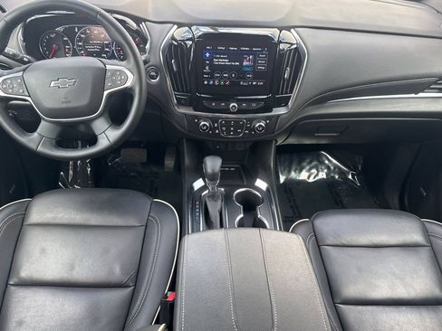 Used 2023 Chevrolet Traverse Premier w/ Redline Edition AWD/4WD image 11