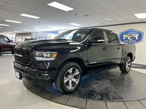 Used 2022 RAM 1500 Laramie AWD/4WD image 4