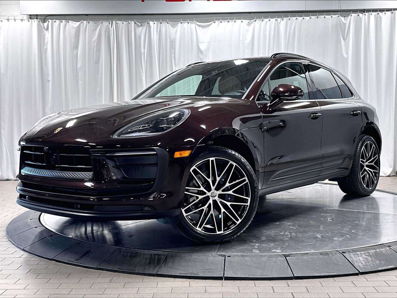 Used 2026 Porsche Macan AWD/4WD image 1