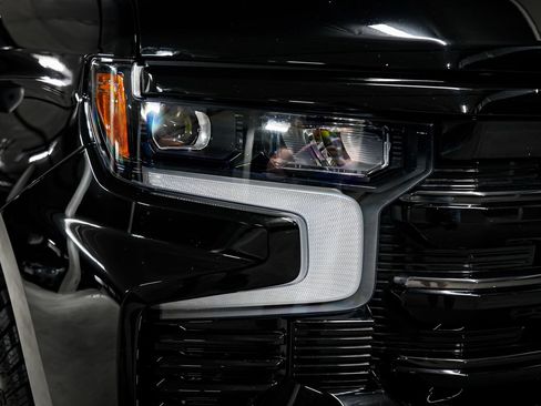 Used 2024 Chevrolet Silverado 1500 High Country w/ Midnight Edition AWD/4WD image 46