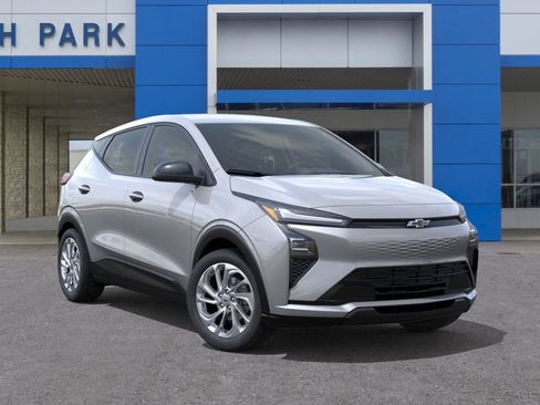 New 2027 Chevrolet Bolt LT w/ Comfort Package FWD image 7