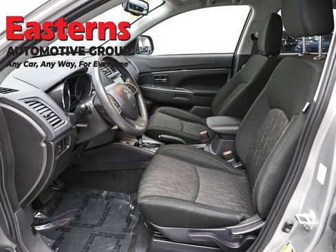 Used 2024 Mitsubishi Outlander Sport AWD image 14