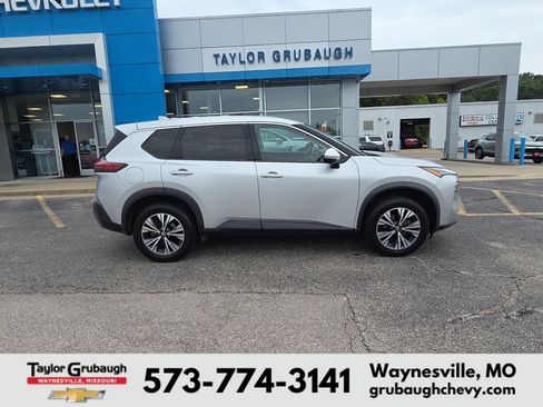 Used 2021 Nissan Rogue SV AWD/4WD image 1