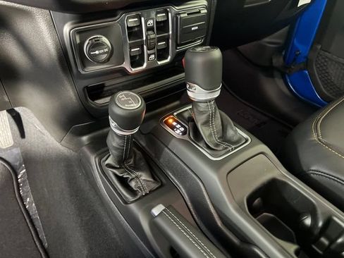 New 2026 Jeep Wrangler Unlimited Sahara AWD/4WD image 24