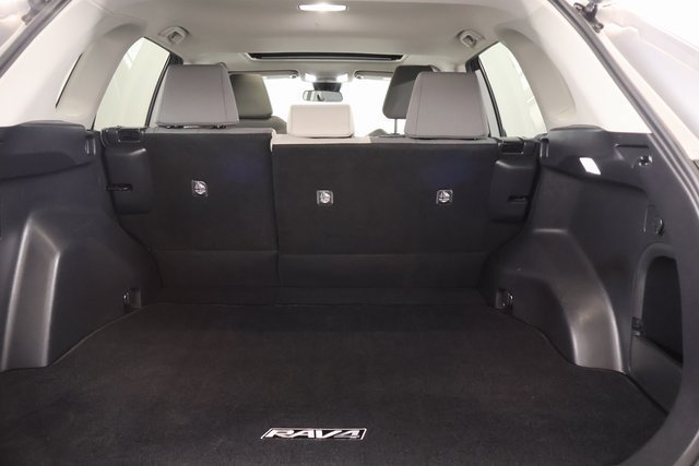 Used 2022 Toyota RAV4 XLE w/ Convenience Package AWD/4WD image 26