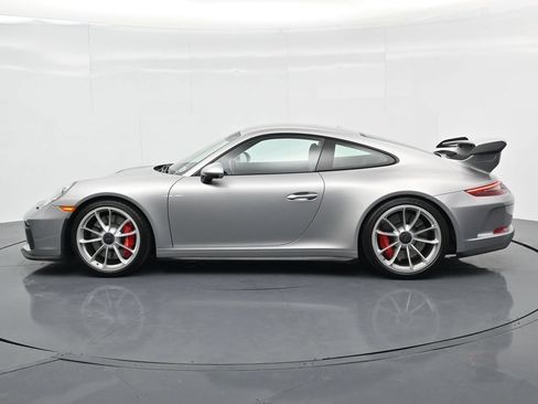 Certified 2018 Porsche 911 GT3 RWD image 2