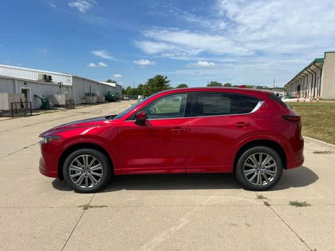 Used 2025 MAZDA CX-5 Signature image 3