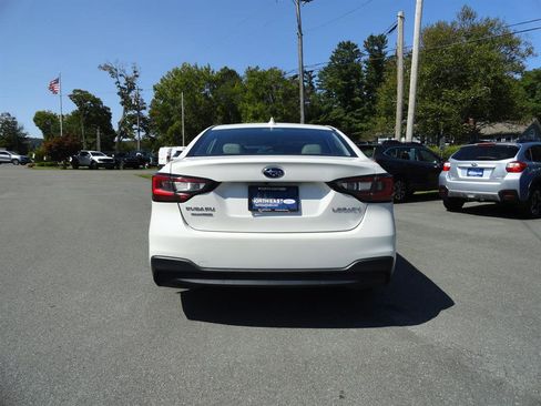 Used 2022 Subaru Legacy Premium image 6