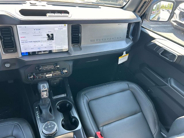 New 2026 Ford Bronco Outer Banks AWD/4WD image 15