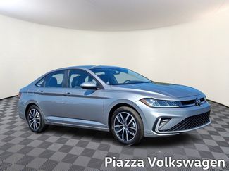 New 2025 Volkswagen Jetta SE image 1