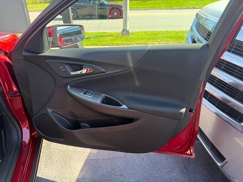 Used 2023 Chevrolet Malibu RS w/ LPO, Floor Liner Package FWD image 23