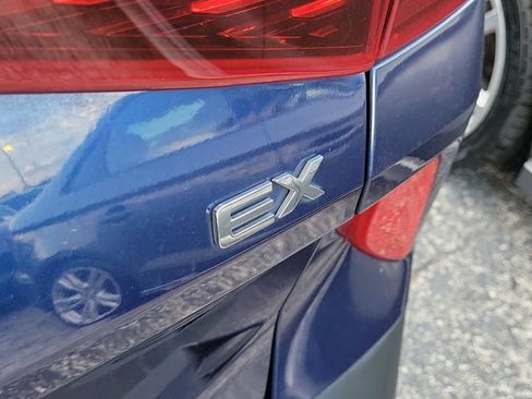 Used 2021 Kia Seltos EX AWD/4WD image 6