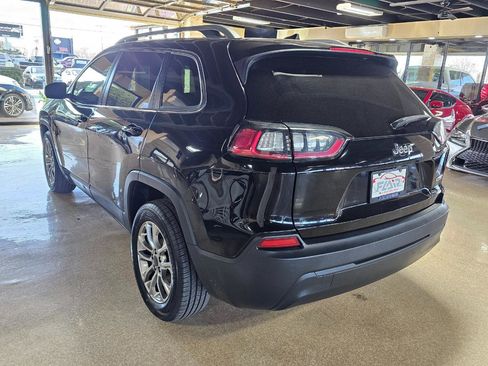Used 2019 Jeep Cherokee Latitude Plus w/ Comfort/Convenience Group image 5