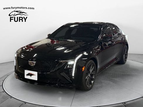 Used 2026 Cadillac CT5 V w/ Technology Package AWD/4WD image 8