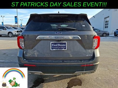 Certified 2022 Ford Explorer XLT w/ Equipment Group 202A image 9