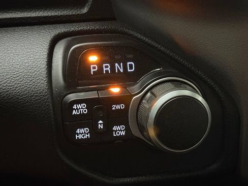 Used 2020 RAM 1500 Big Horn AWD/4WD image 24