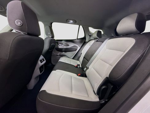 Used 2022 GMC Terrain SLE image 25