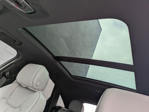 Used 2025 Audi Q5 2.0T Premium Plus w/ Premium Plus Package image 22