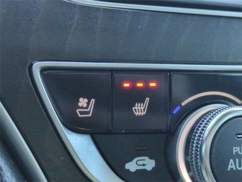 Used 2018 Honda Accord Touring image 23