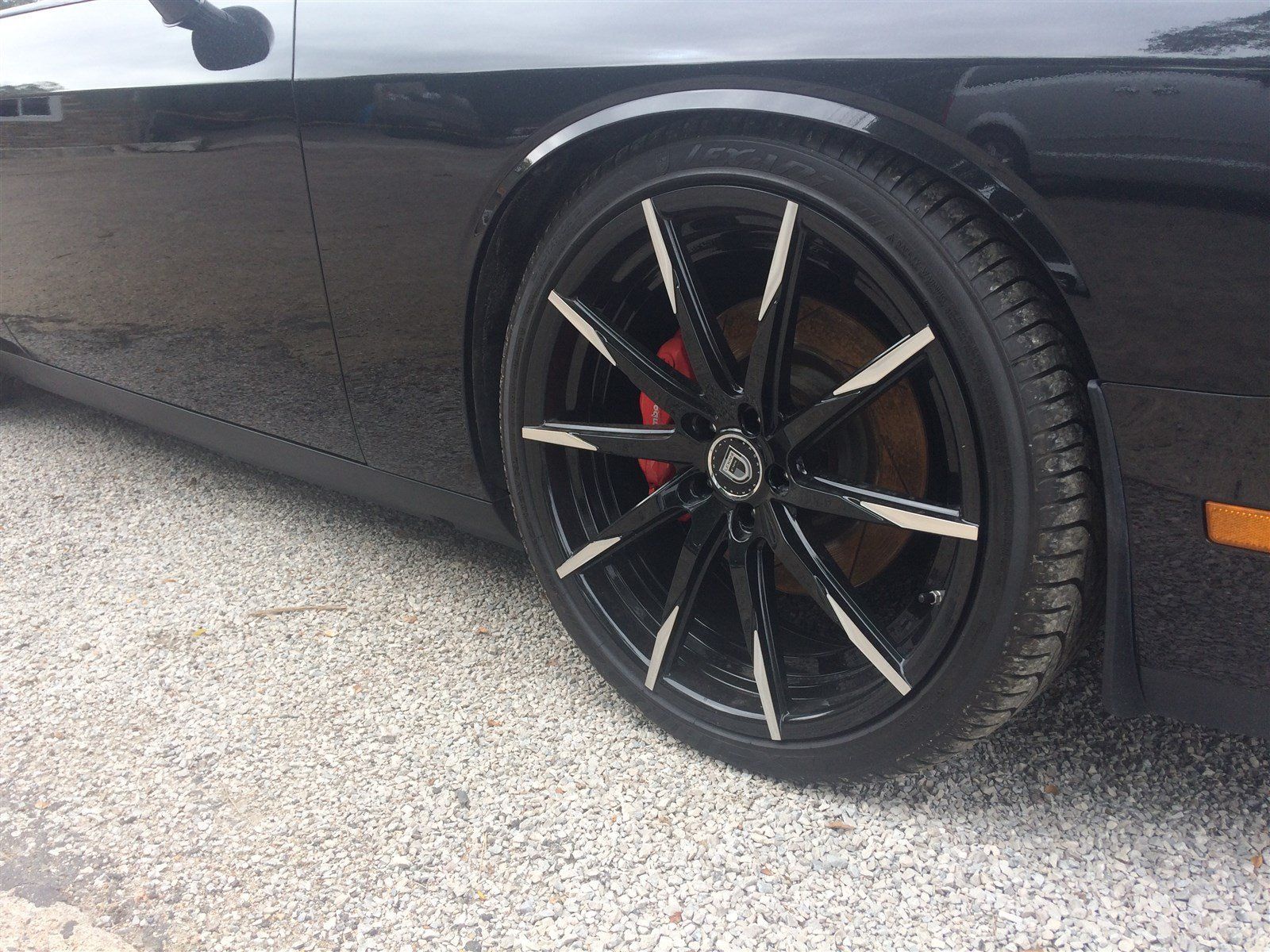 Used 2010 Dodge Challenger SRT8 RWD image 8