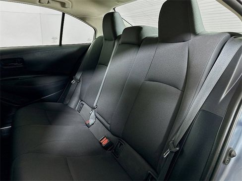 Used 2022 Toyota Corolla LE image 14
