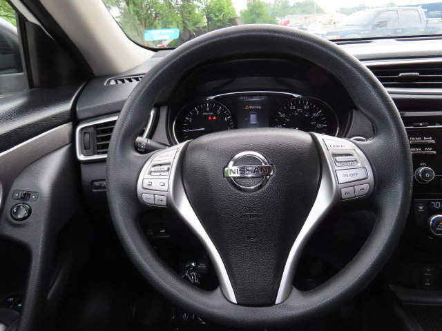 Used 2016 Nissan Rogue SV AWD/4WD image 20