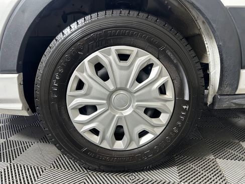 Used 2024 Ford Transit 350 XLT RWD image 11