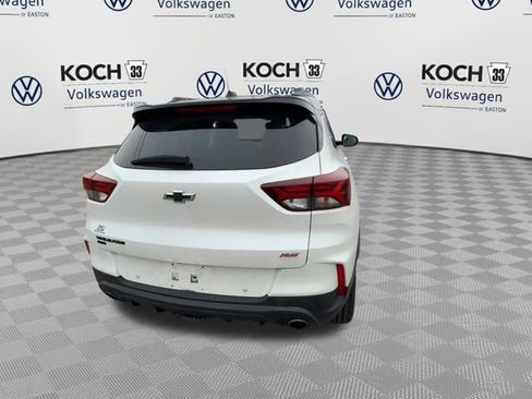 Used 2021 Chevrolet TrailBlazer RS w/ Sun and Liftgate Package image 8