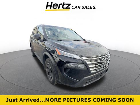 Used 2024 Nissan Rogue SV image 1