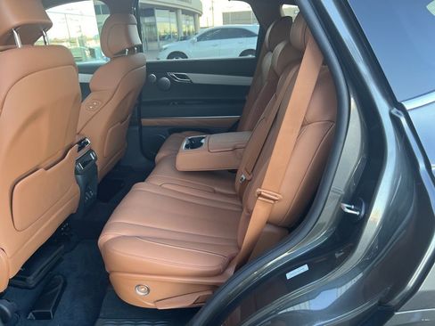 Used 2025 Genesis GV80 3.5T Advanced image 5