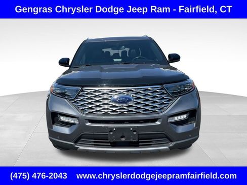 Used 2021 Ford Explorer Platinum w/ Equipment Group 601A AWD/4WD image 2