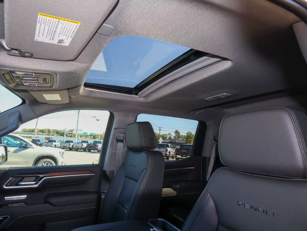 New 2026 GMC Sierra 1500 Denali AWD/4WD image 8