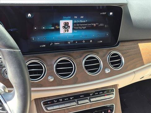 Used 2023 Mercedes-Benz E 350 Sedan image 15