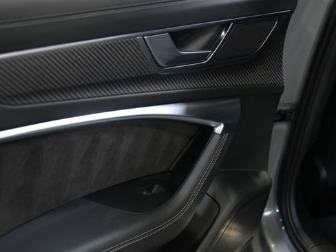 Used 2021 Audi RS 6 AVANT WAGON 4D image 29