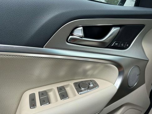 New 2026 Genesis G70 2.5T Prestige image 31