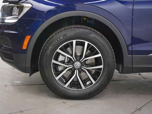 Used 2021 Volkswagen Tiguan S image 29