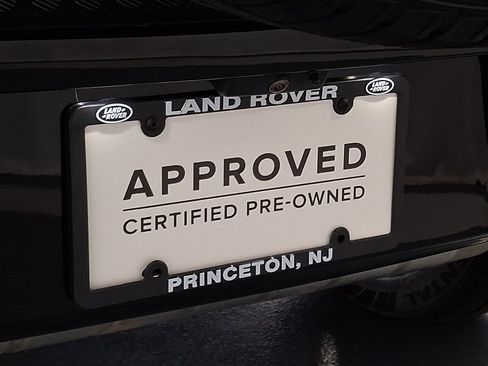 Certified 2025 Land Rover Defender 110 X AWD/4WD image 30