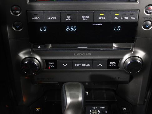 Used 2021 Lexus GX 460 Premium w/ Premium Package AWD/4WD image 21