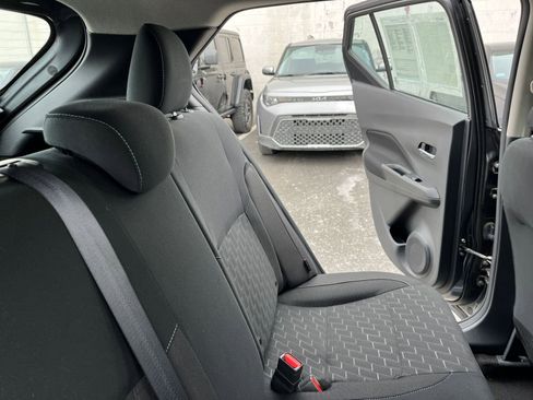 Used 2024 Nissan Kicks SV image 36